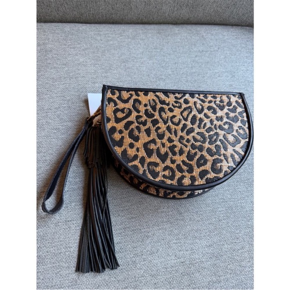 Poolside Bags Leopard Print Raffia Clutch New - Picture 7 of 11